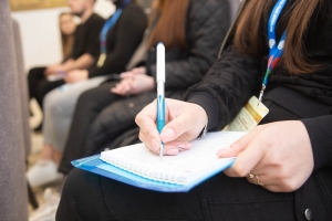 Аҳәынҭқарратә бызшәатә политиказы Аԥсны Аҳәынҭқарра аусбарҭа